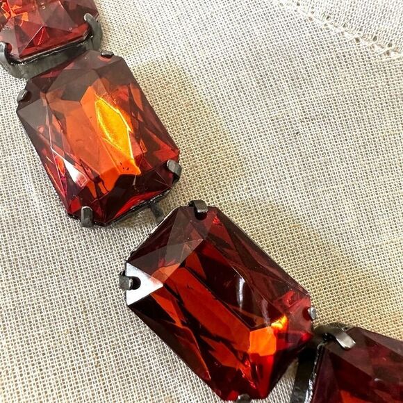 Joan Rivers  Large Amber Lucite Chunky Necklace - Picture 7 of 9